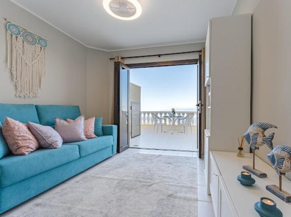 Cosy Seaview